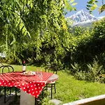 Hotel Les Pelerins - Year *